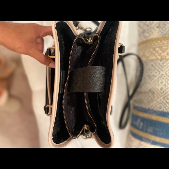 Kate Spade Cross body satchel - Picture 2 of 2